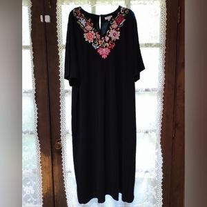 NWOT Joan Rivers Embroidered Flower Caftan Dress
